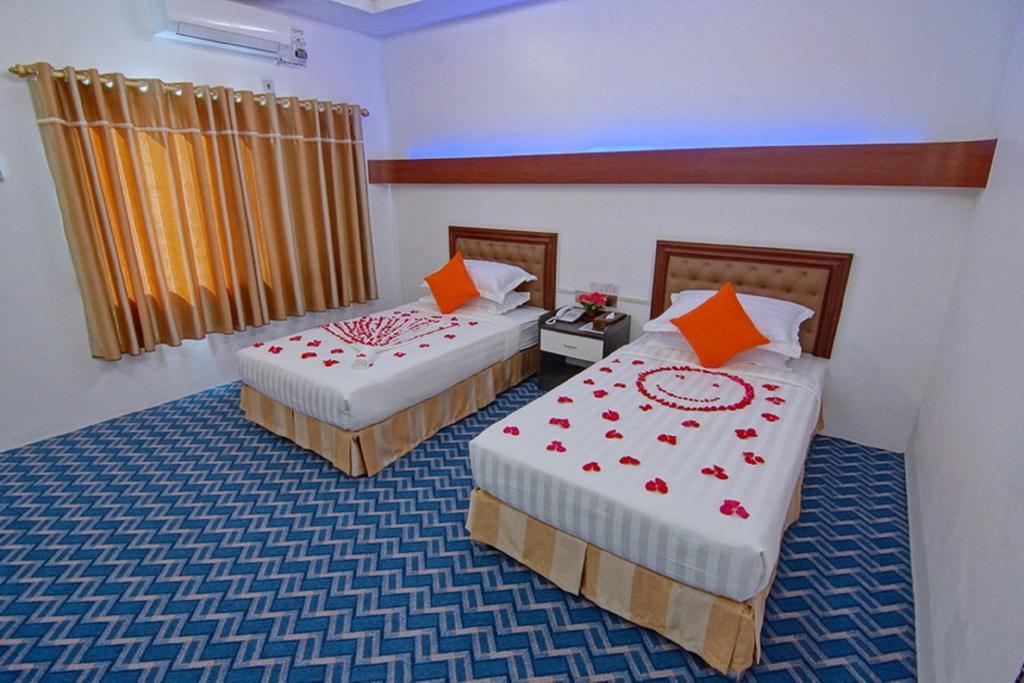 Perfect Hotel Mandalay Exterior photo
