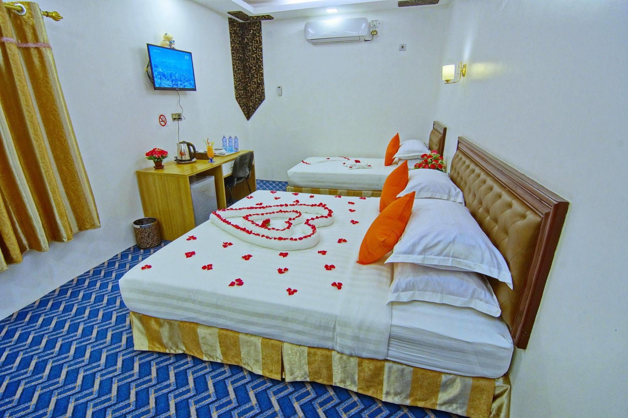 Perfect Hotel Mandalay Exterior photo